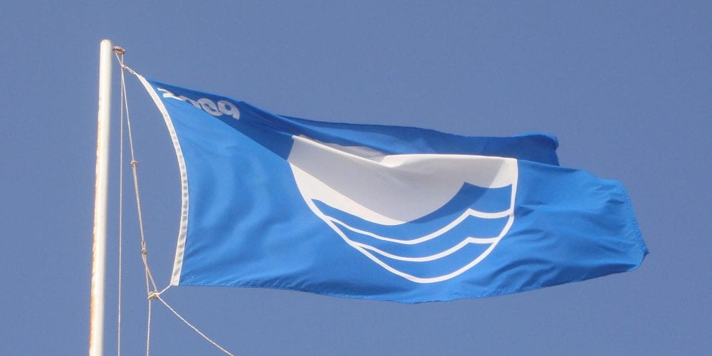 blauwe kwaliteitsvlaggen voor Jávea (Xàbia) droomhuiskopen javea