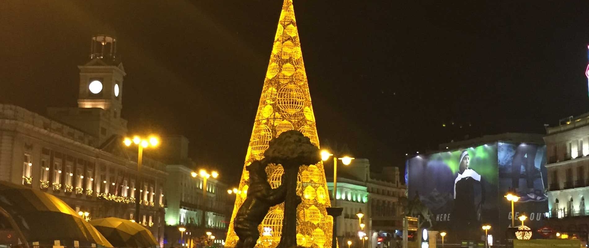 Kerstboom in Madrid voor Feestdagen 2019 Spanje Emigreren